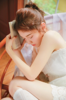 日本三级带黄在线观看
